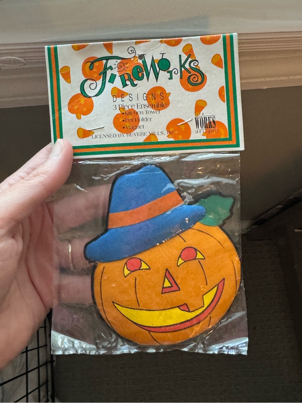 Vintage pumpkin Halloween magnet